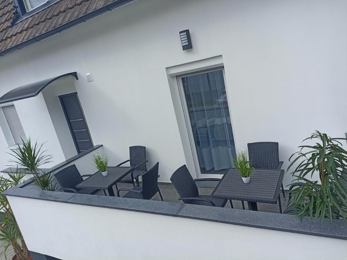 Ebs Paradies 라인하우젠 외부 사진