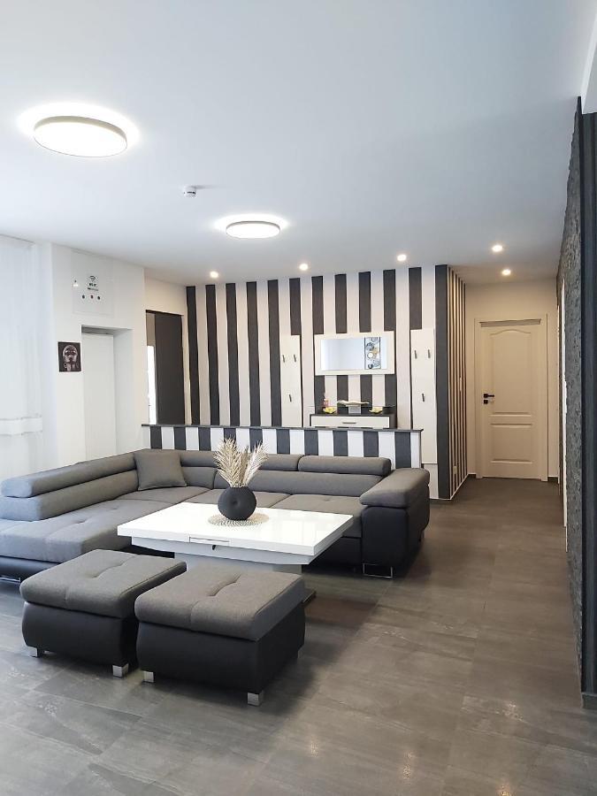 Ebs Paradies 라인하우젠 외부 사진